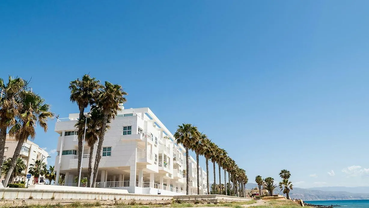 Hotel Atico En Faro Roquetas de Mar 0*,